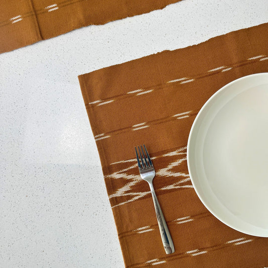 Serpentine Ikat Woven Placemat - Cinnamon