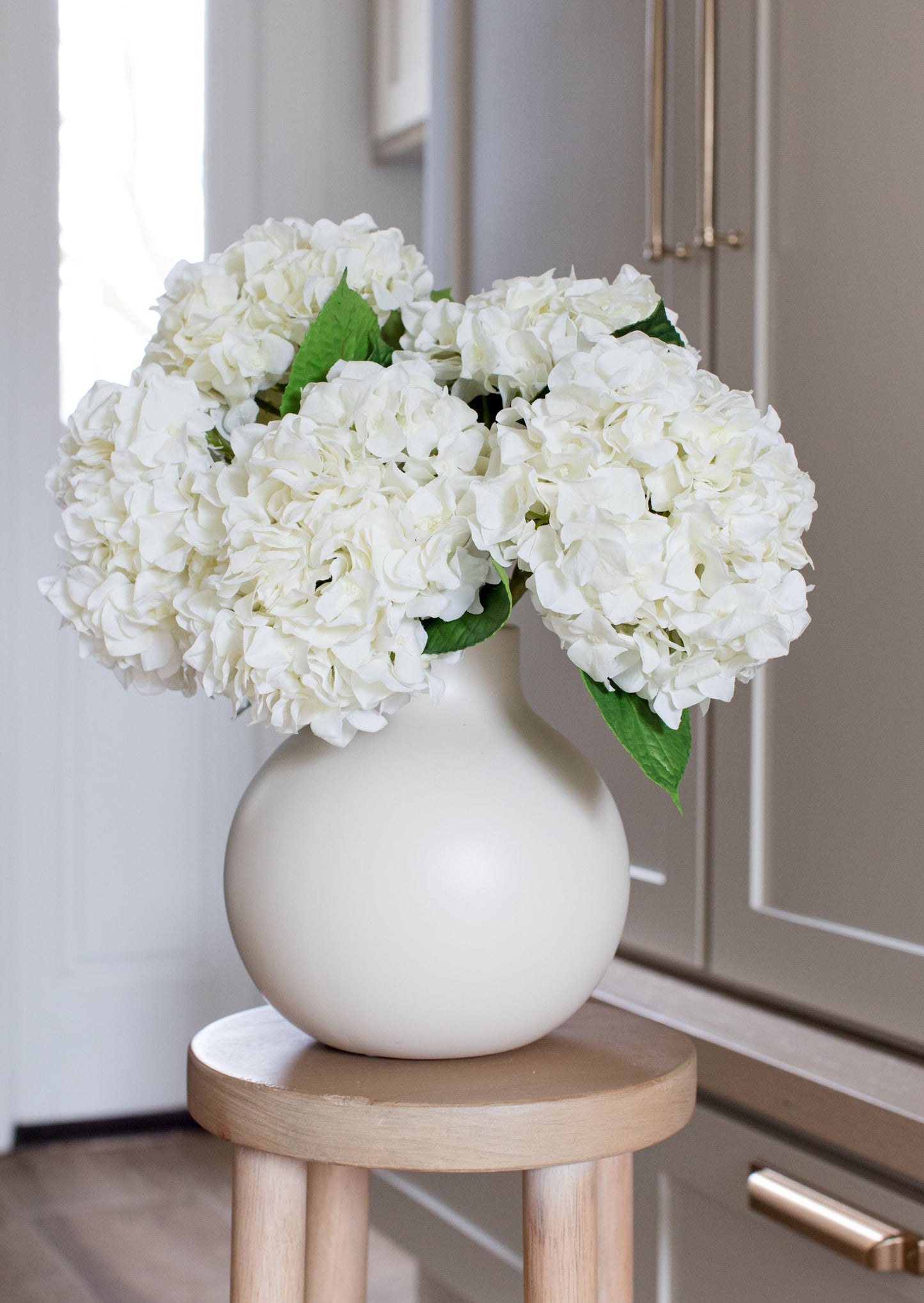 Fake Flowers Real Touch Hydrangea Stem in Talc White  - 18"