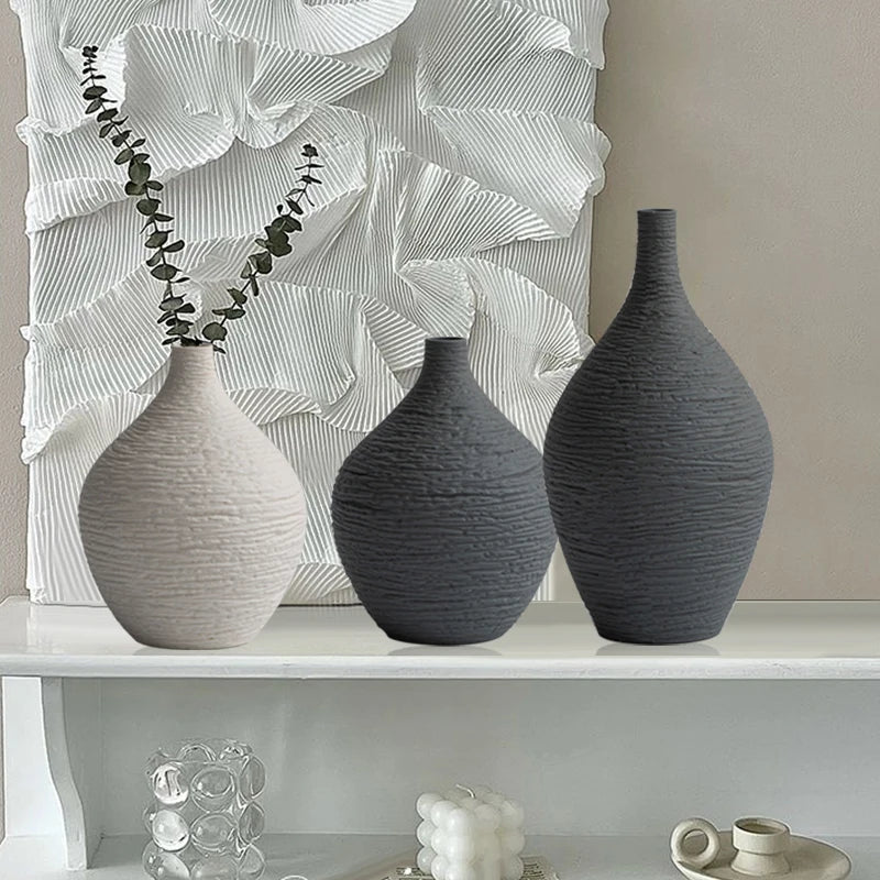 Simple Nordic Ceramic Vase – Luxury Narrow-Mouth Design