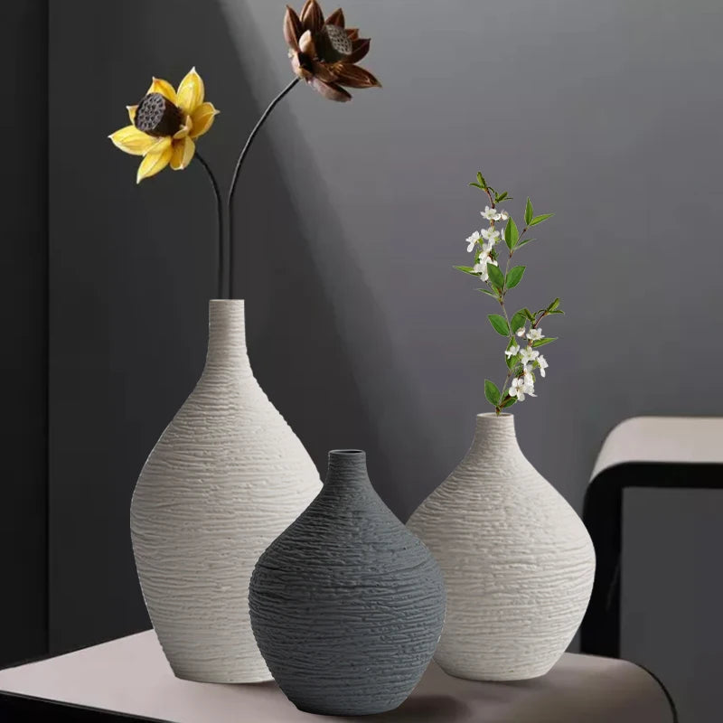 Simple Nordic Ceramic Vase – Luxury Narrow-Mouth Design