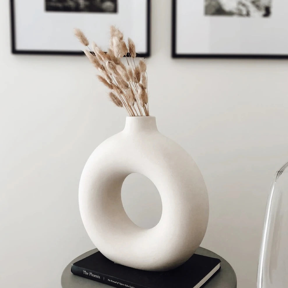 Nordic Hollow Circular Ceramic Vase – Modern Donut-Shaped Decor for Home & Office