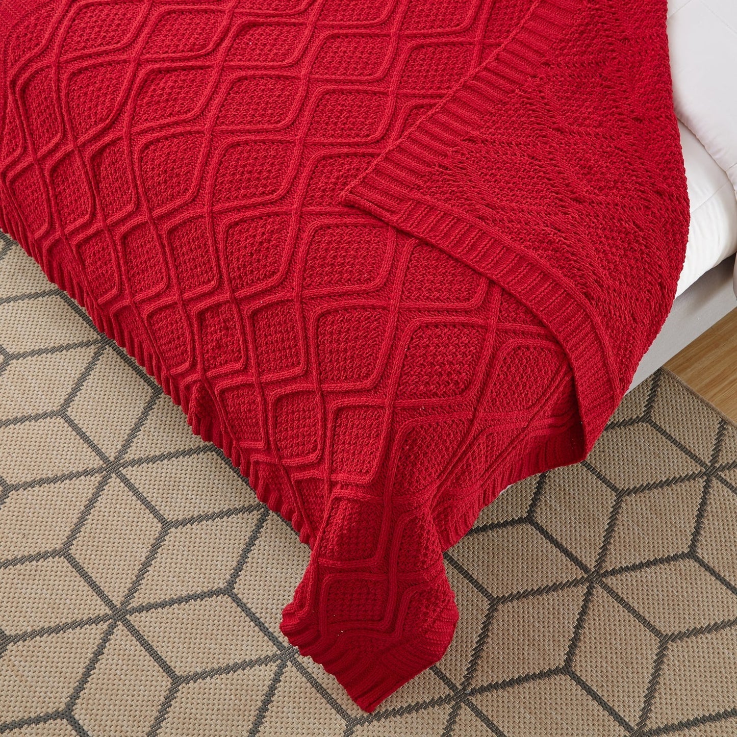 Rosa Chenille Diamond Cable Throw