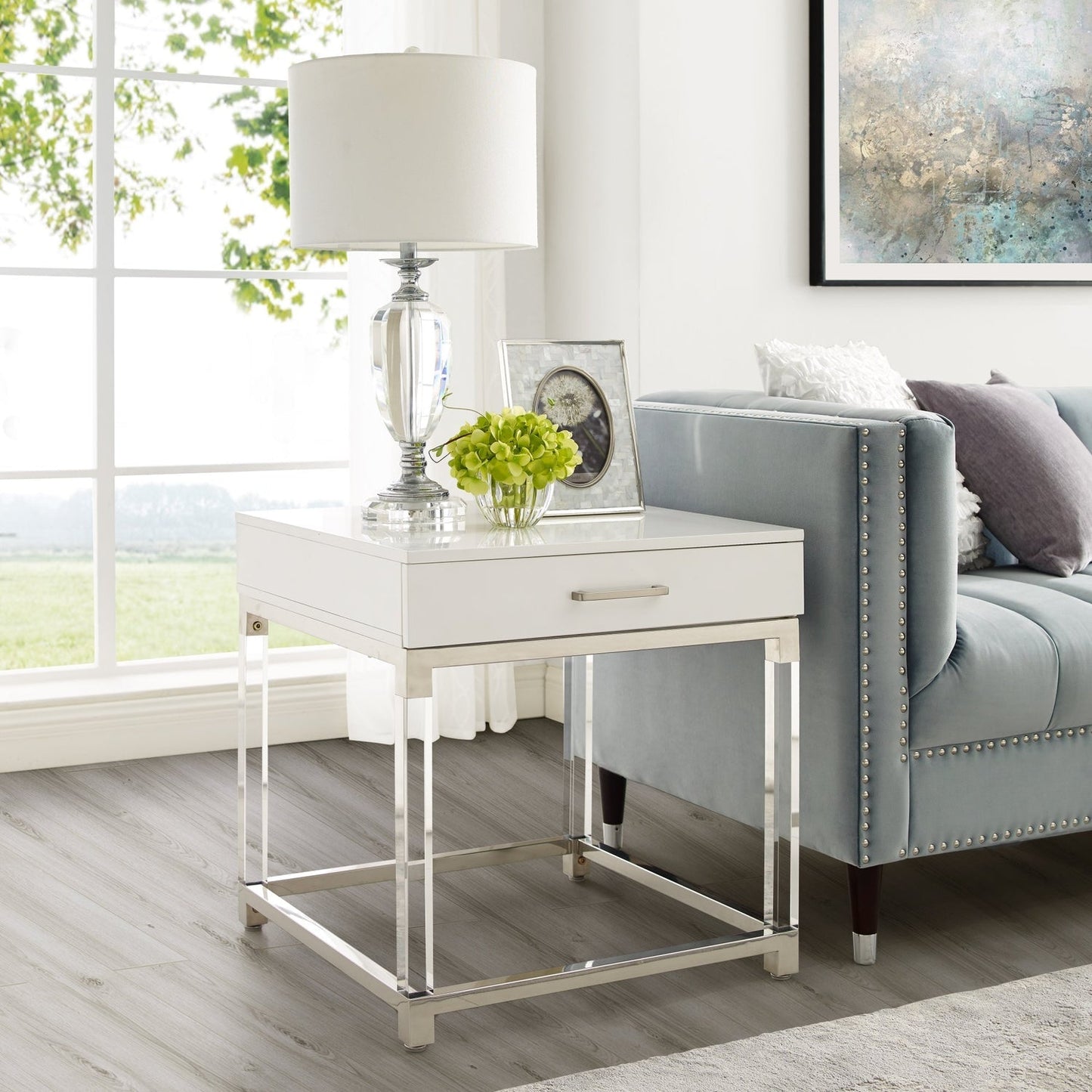 Casandra End Table