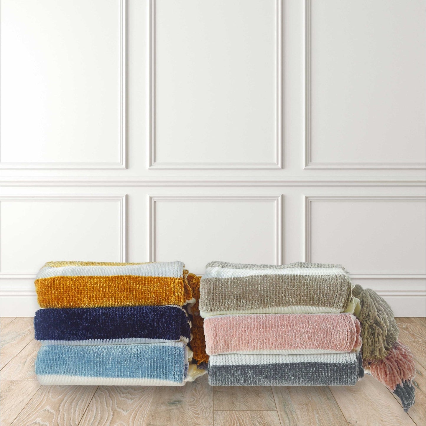 Mara 4 Corner Tassel Throw