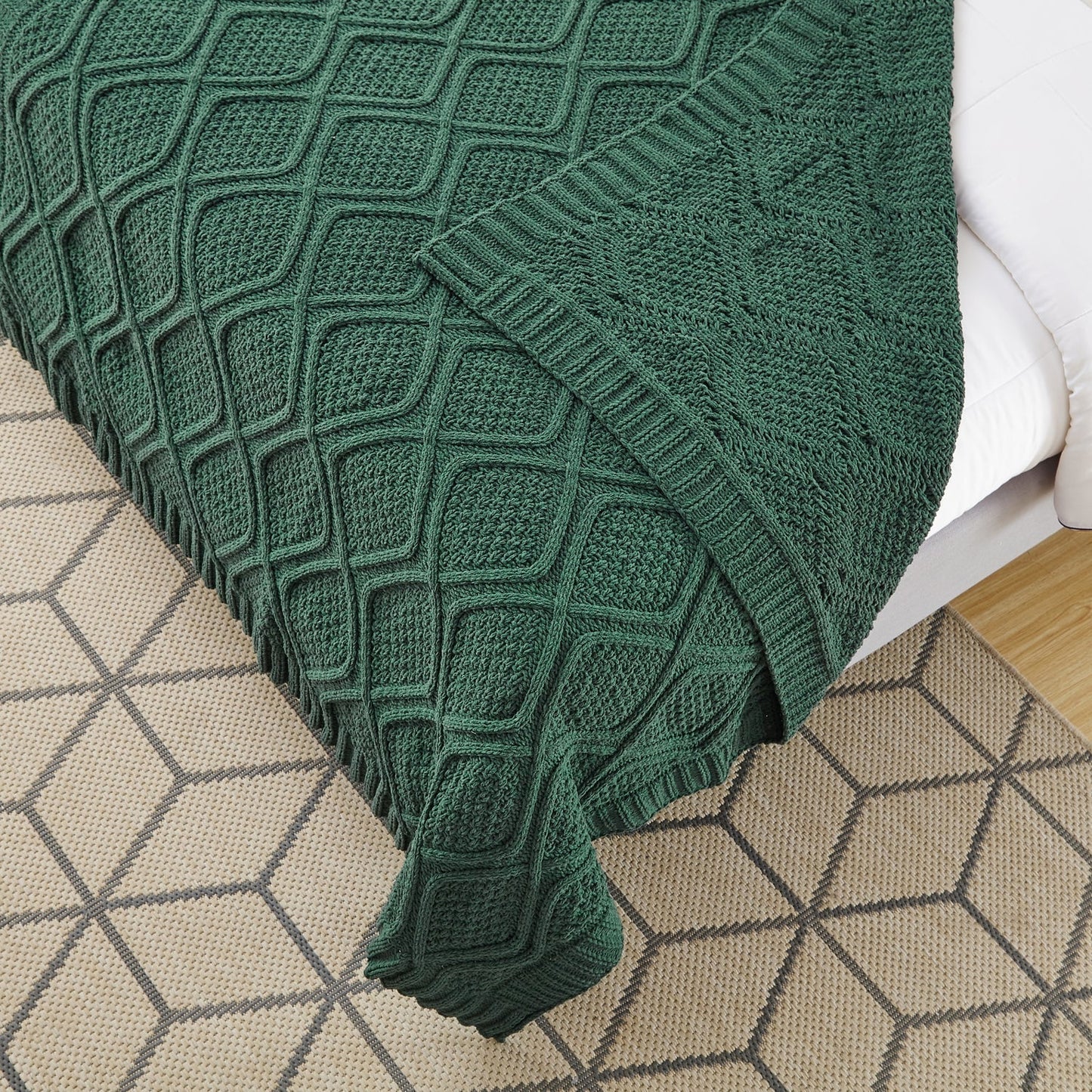 Rosa Chenille Diamond Cable Throw