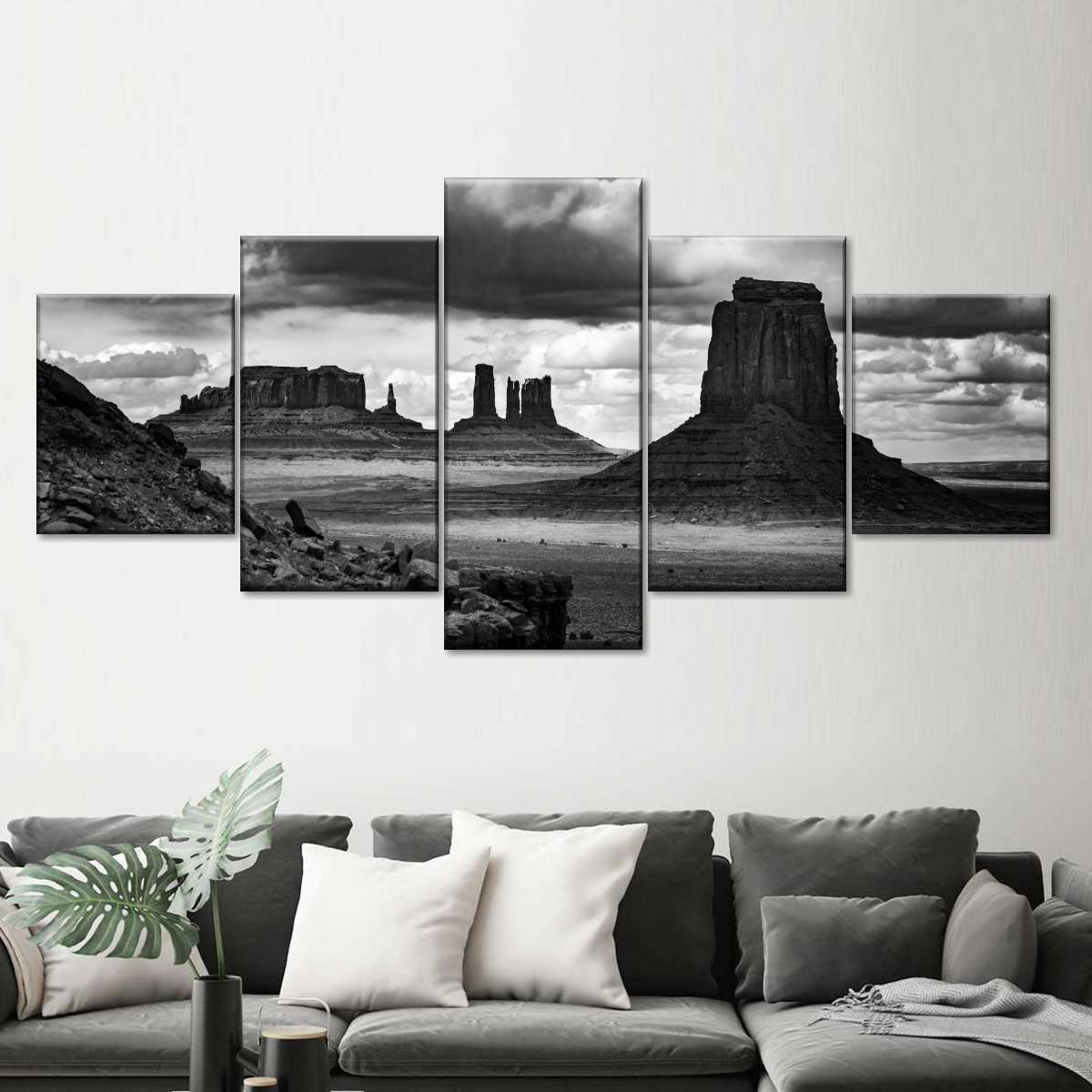 BW Monument Valley National Park Wall Art