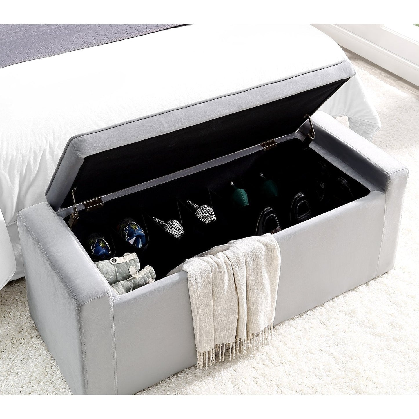 Fabroni Velvet Storage Bench