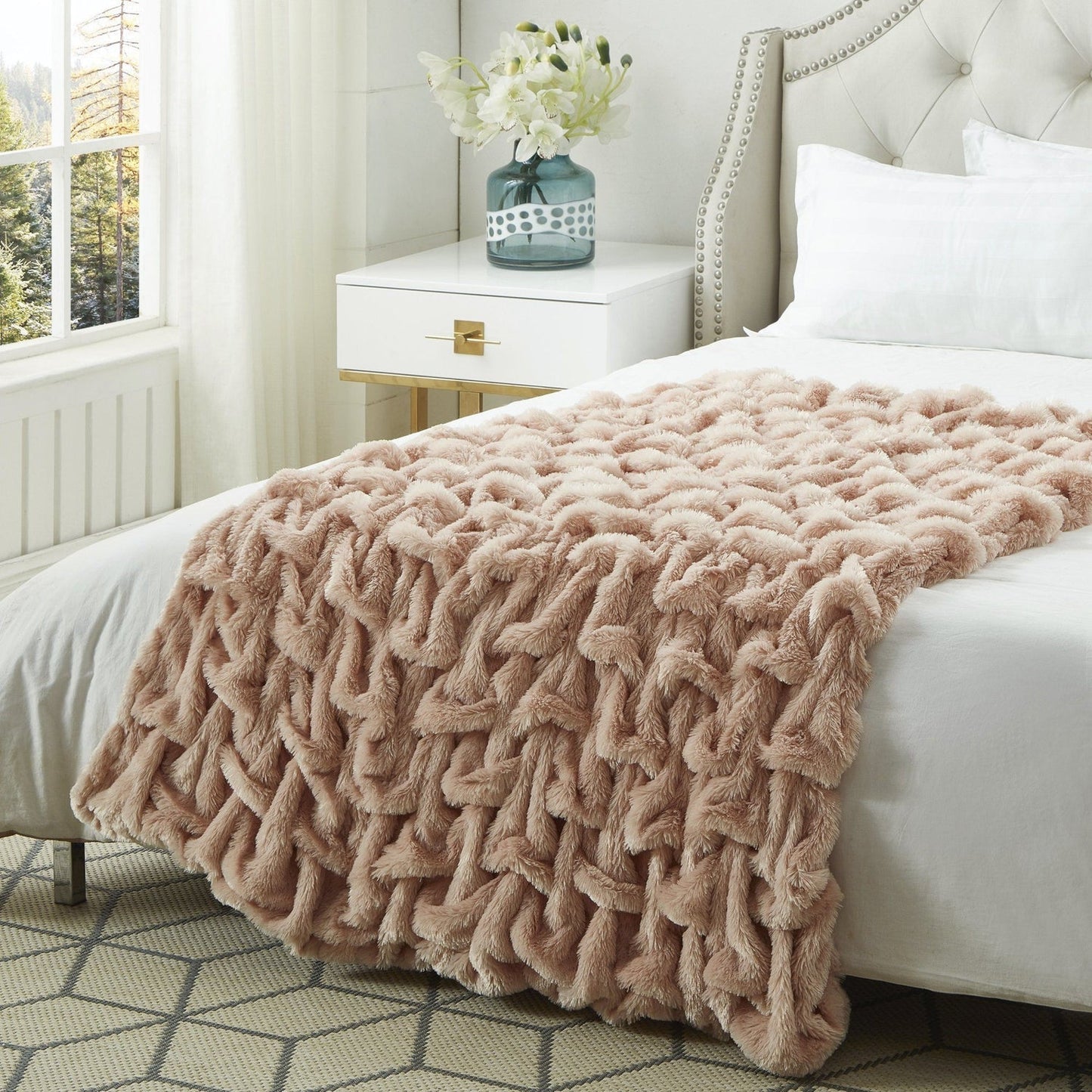 Lmos Stitched Faux Fur Throw