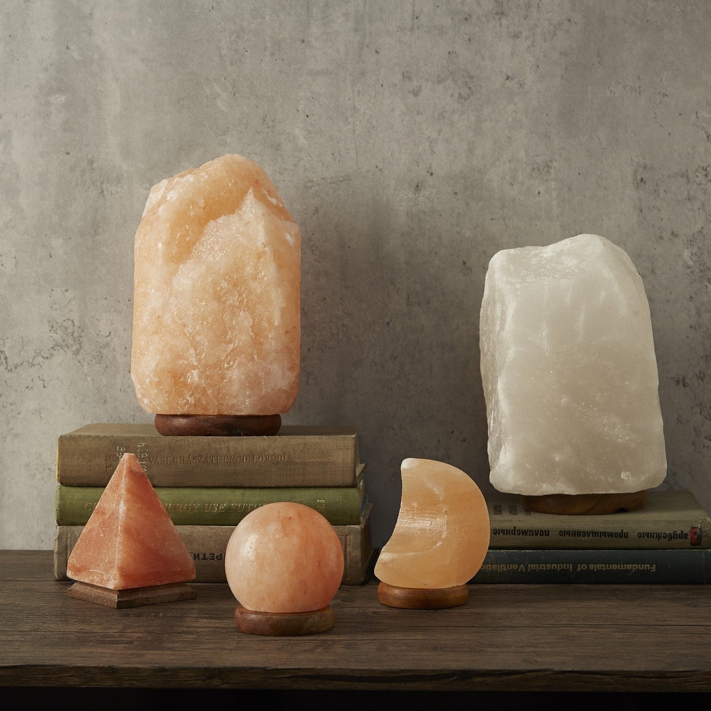 Abriella Piramide Salt Lamp